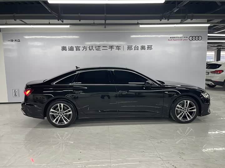 Audi A6L, 2023 — фото 3 из 9