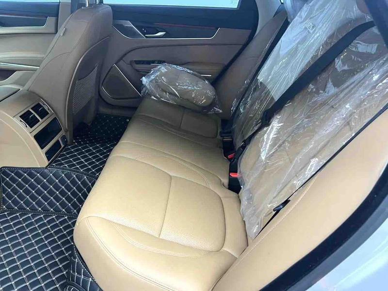 Jaguar XF L, 2024 — фото 10 из 11