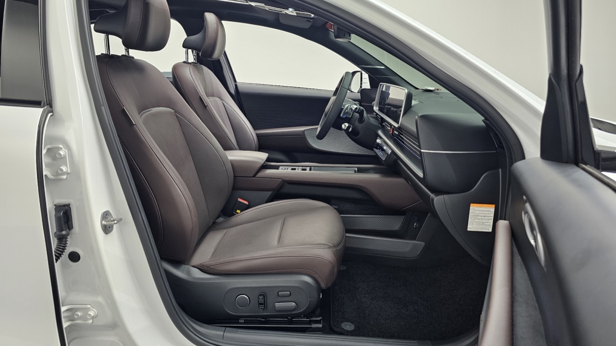 Hyundai Ioniq 6, 2022 — фото 11 из 12