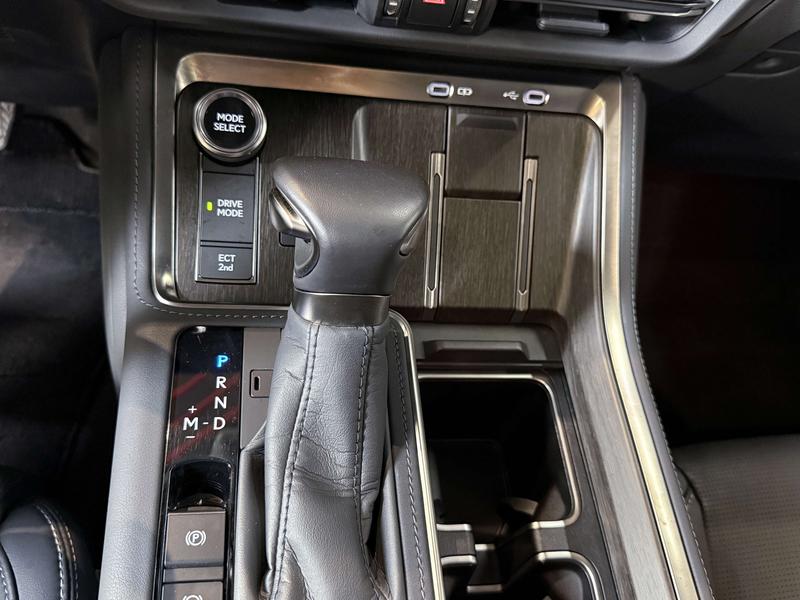Lexus GX, 2025 — фото 10 из 12