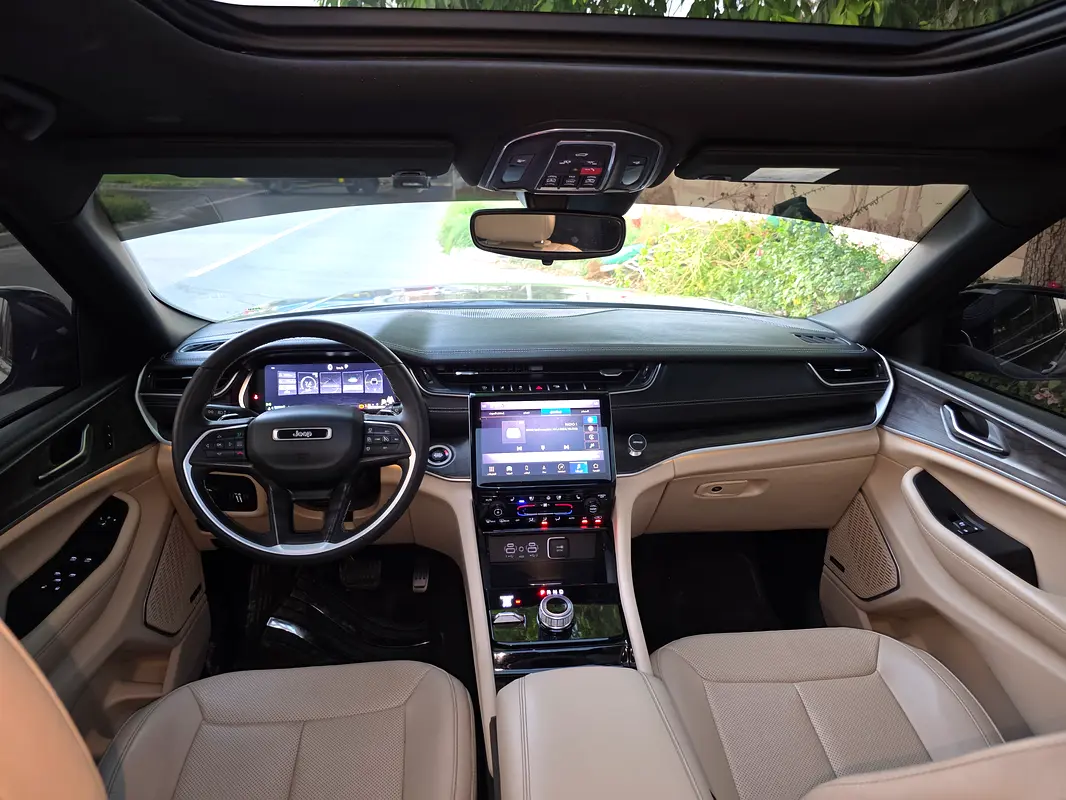 Jeep Grand Cherokee, 2023 — фото 10 из 10