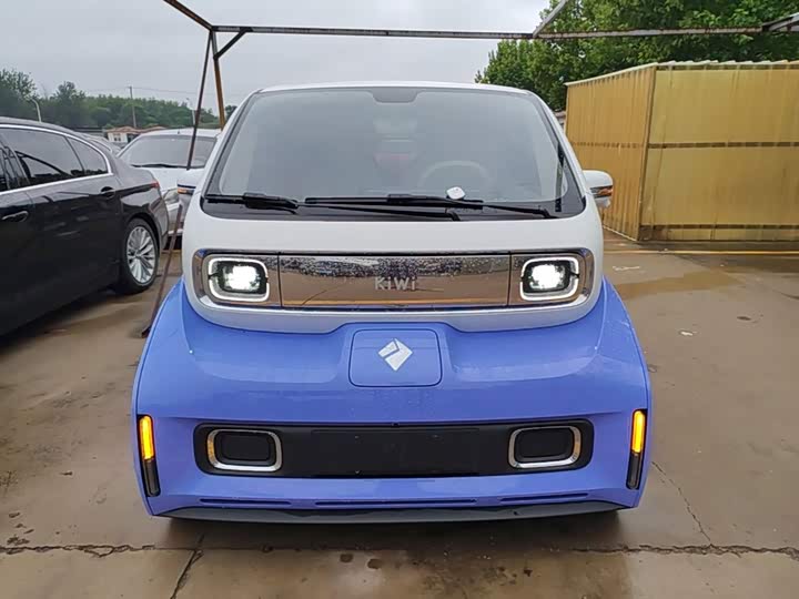 Baojun KiWi EV, 2024 — фото 3 из 9