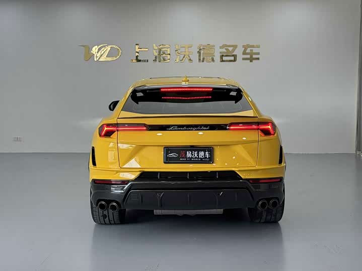 Lamborghini Urus, 2023 — фото 5 из 9