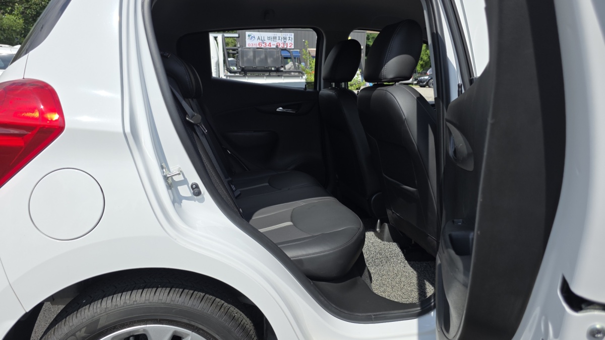 Chevrolet Spark, 2022 — фото 11 из 12