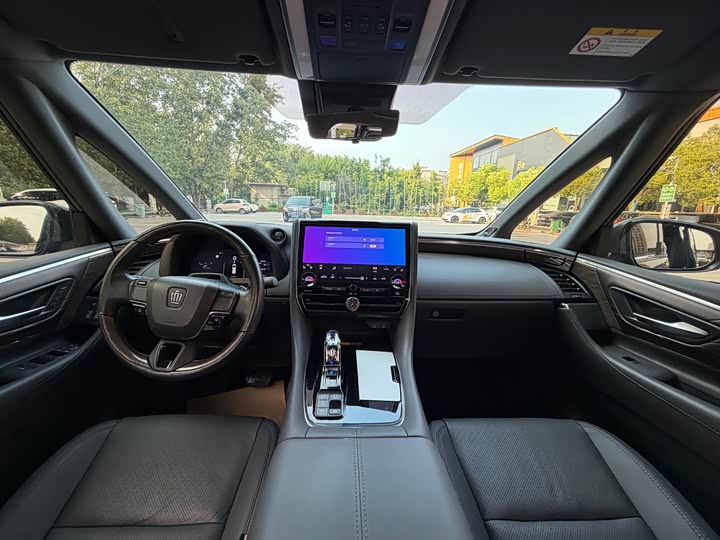 Toyota Vellfire, 2024 — фото 6 из 9