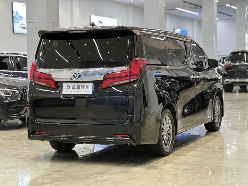 Toyota Alphard, 2022 — фото 6 из 12
