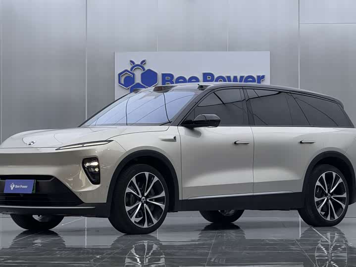 Nio ES8, 2023 — купить в Москве под ключ