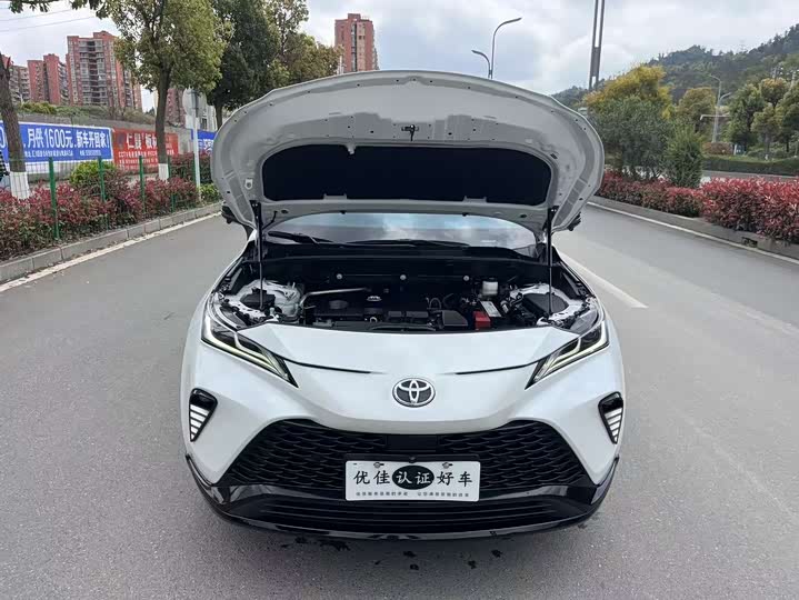 Toyota Venza, 2022 — фото 8 из 9