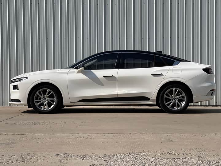 Ford Mondeo, 2022 — фото 4 из 9