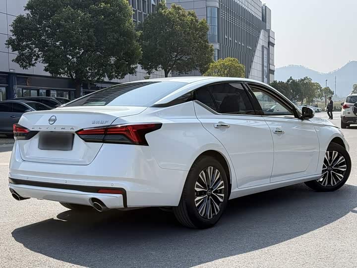 Nissan Teana, 2024 — фото 9 из 9