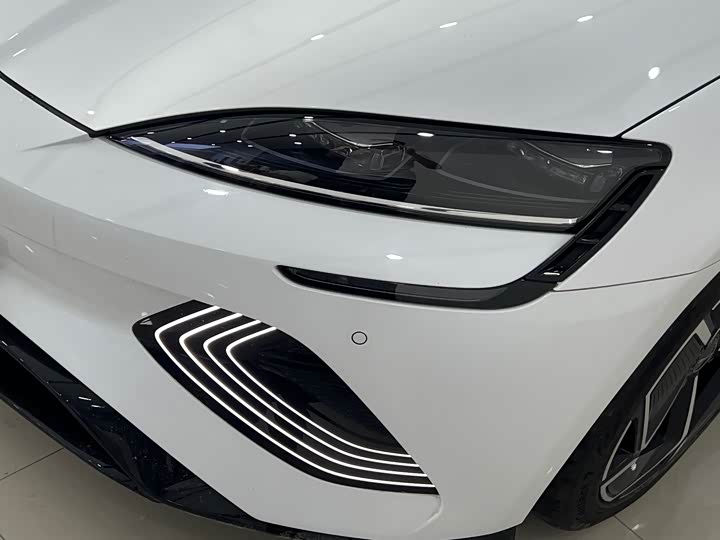 BYD Seal, 2022 — фото 3 из 9