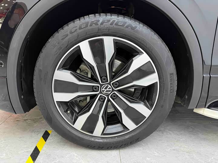 Volkswagen Tiguan L Pro, 2022 — фото 8 из 9