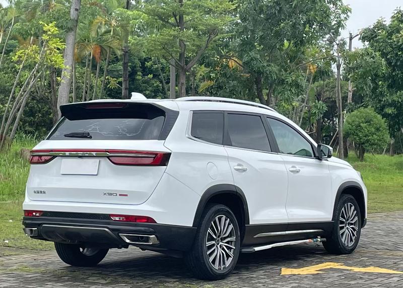 Jetour X90 Plus, 2022 — фото 6 из 10