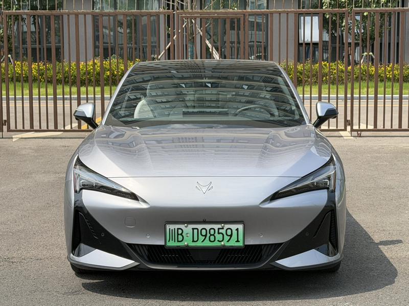 BAIC Arcfox Alpha S5, 2025 — фото 2 из 12