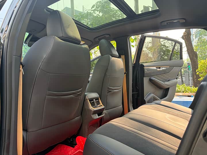 Dongfeng Aeolus Yixuan Max, 2021 — фото 7 из 9