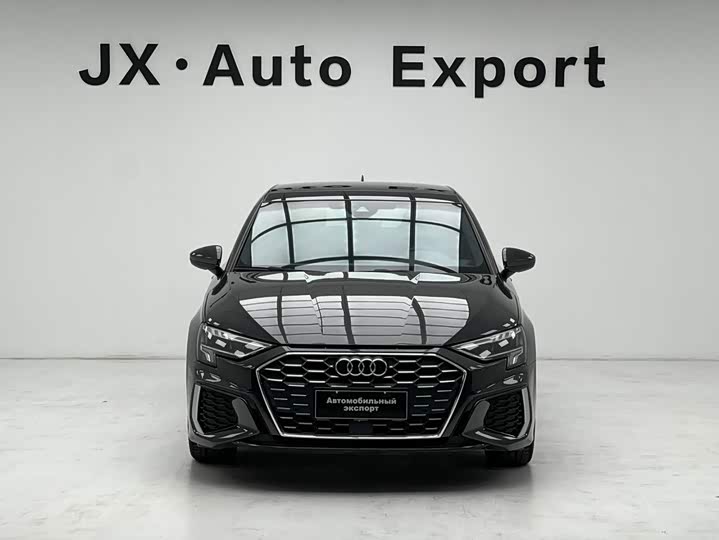 Audi A3, 2023 — фото 2 из 9