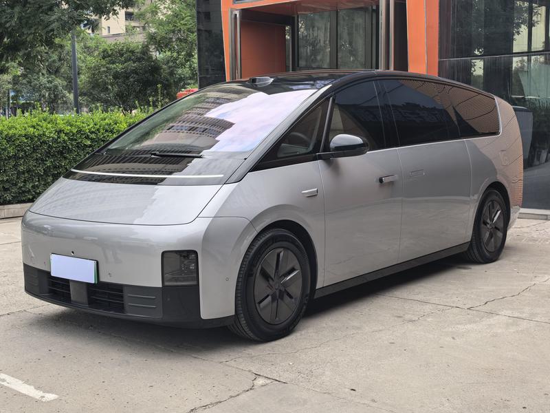 LiXiang Mega, 2025 — купить в Туле под ключ