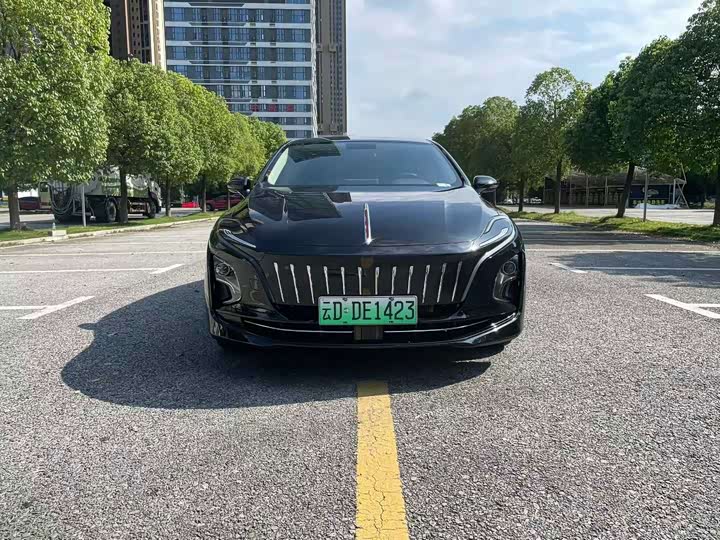 Hongqi E-QM5, 2022 — фото 3 из 9