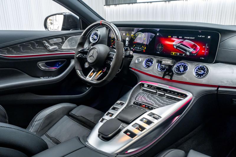 Mercedes-Benz AMG GT, 2023 — фото 12 из 12