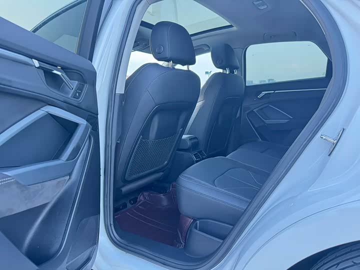 Audi Q3 Sportback, 2021 — фото 5 из 9