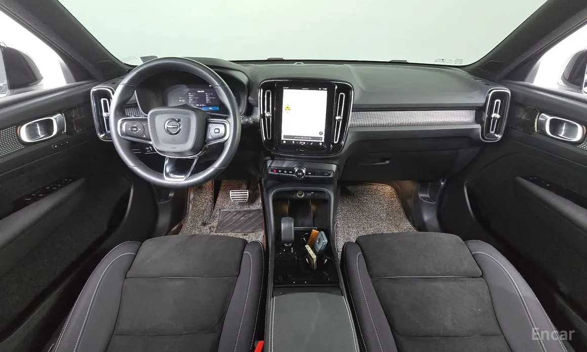 Volvo XC40, 2021 — фото 7 из 12