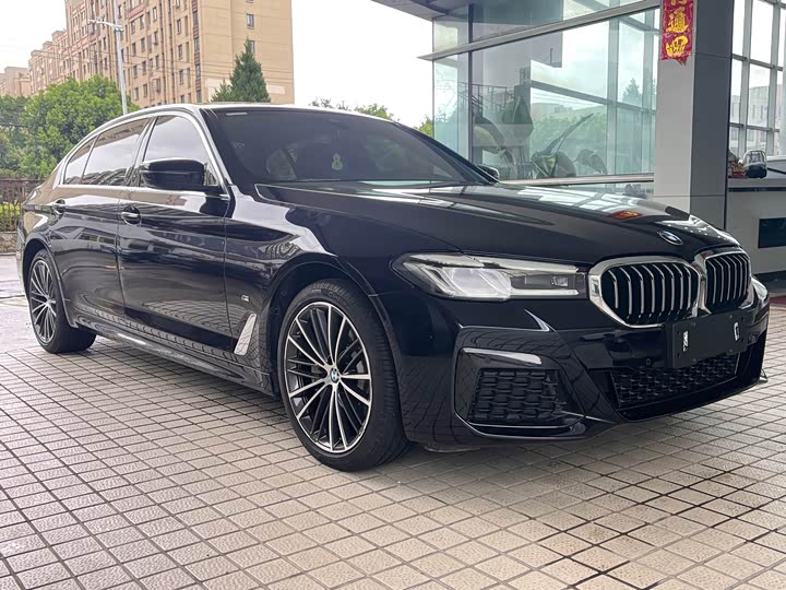 BMW 5 Series, 2023 — фото 3 из 9