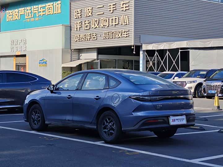 BYD Seal 05 DM-i Hybrid, 2026 — фото 5 из 9
