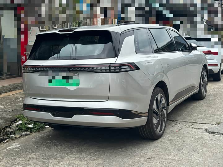 Dongfeng Yipai eπ 008, 2024 — фото 6 из 9