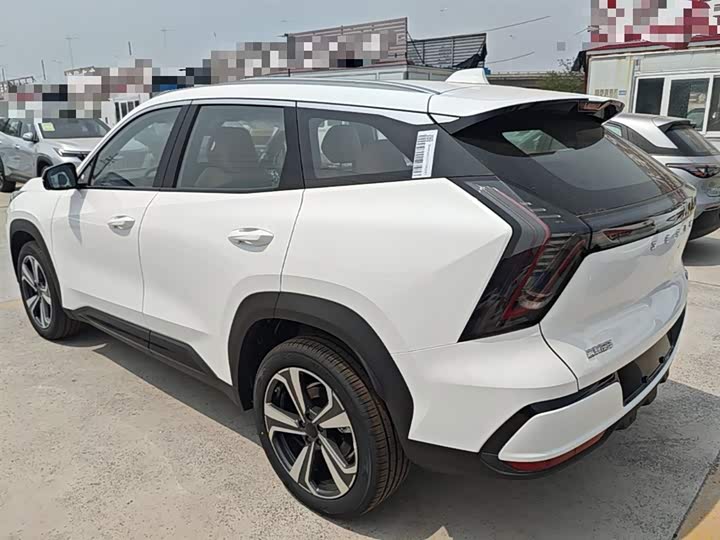 Geely Atlas L, 2026 — фото 5 из 9