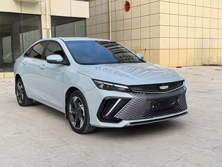 Geely Emgrand L Hi·P Hybrid, 2022 — фото 3 из 9