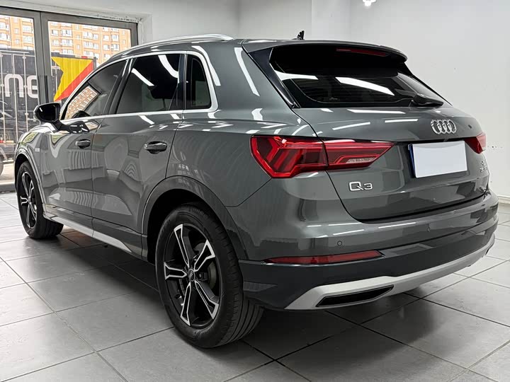 Audi Q3, 2022 — фото 6 из 9