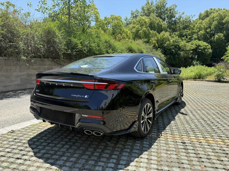 Geely Preface, 2025 — фото 7 из 12