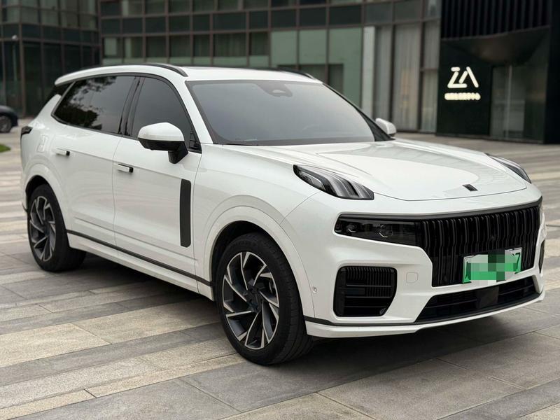 Lynk & Co 09, 2022 — фото 3 из 10
