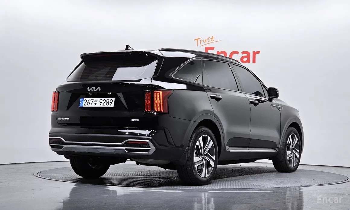 Kia Sorento, 2022 — фото 2 из 12