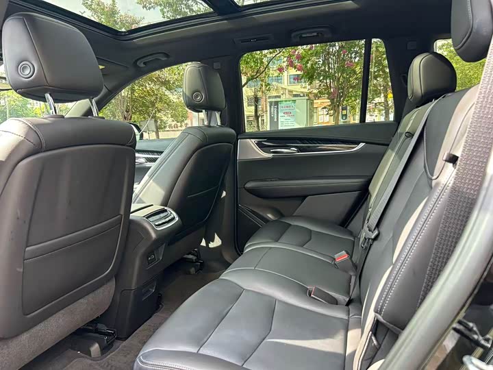 Cadillac XT6, 2022 — фото 6 из 9