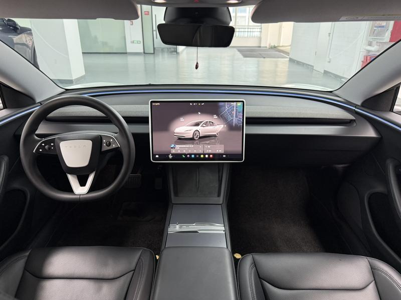 Tesla Model 3, 2024 — фото 7 из 10