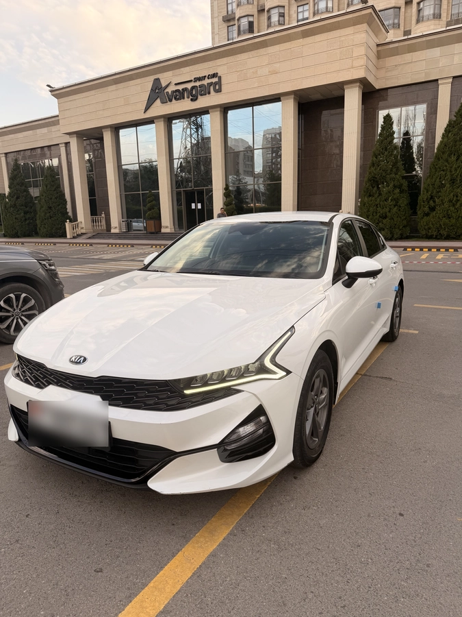 Kia K5, 2021