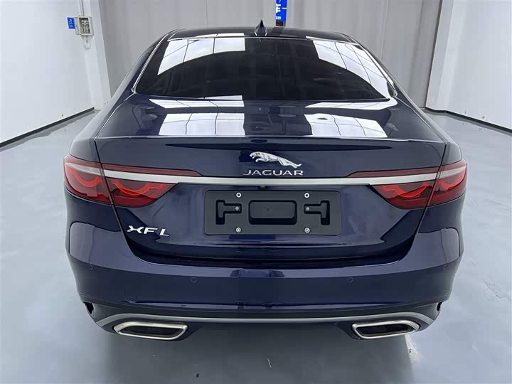 Jaguar XF L, 2022 — фото 5 из 9