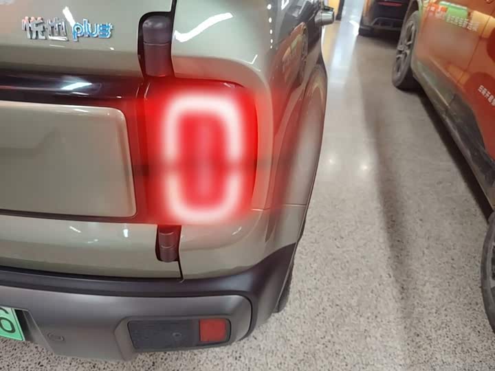 Baojun Yep Plus, 2024 — фото 8 из 9
