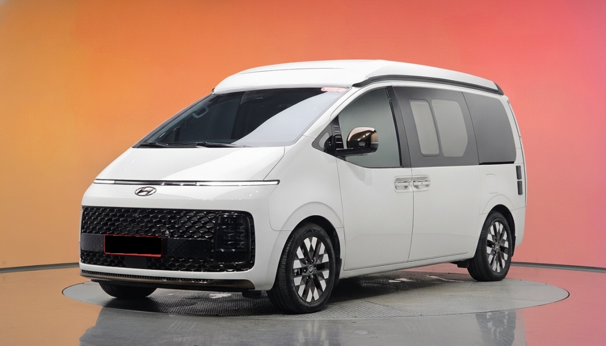 Hyundai Staria, 2022 — купить в Липецке под ключ