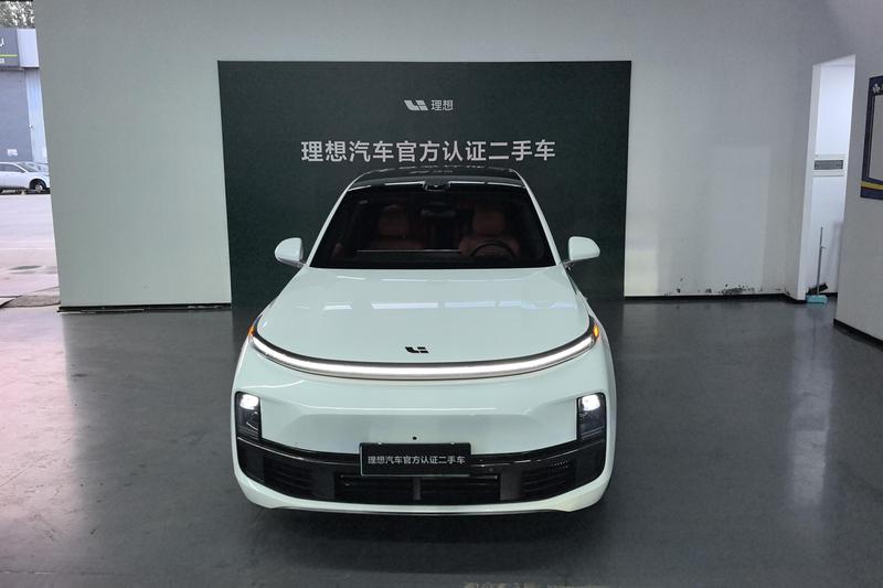 LiXiang L8, 2025 — фото 2 из 12
