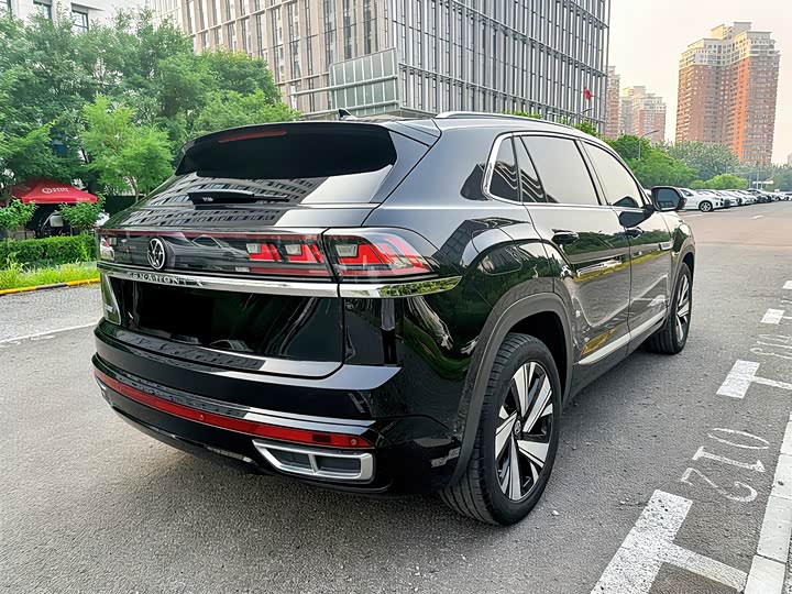 Volkswagen Teramont X, 2024 — фото 4 из 9