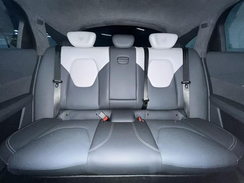 BAIC Arcfox Alpha S, 2022 — фото 11 из 12