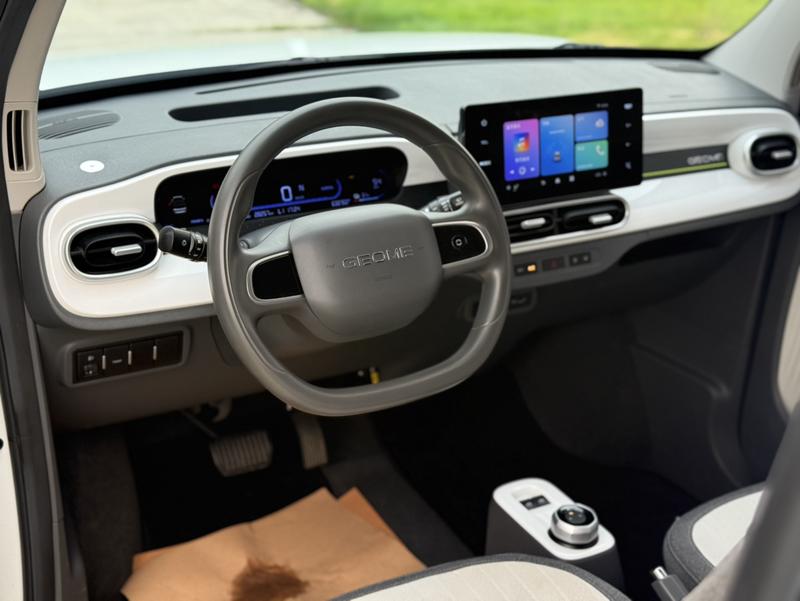 Geely Galaxy Panda Mini, 2025 — фото 8 из 11