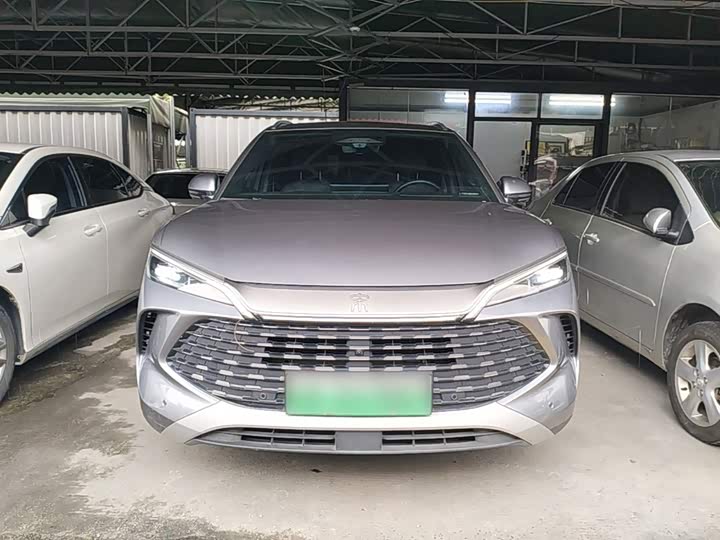 BYD Song L DM-i Hybrid, 2025 — фото 3 из 9