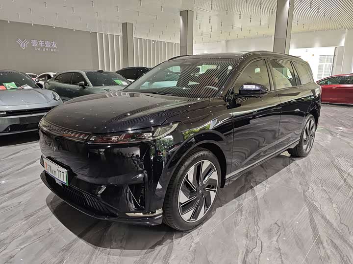 Dongfeng Yipai eπ 008, 2024 — купить в Москве под ключ