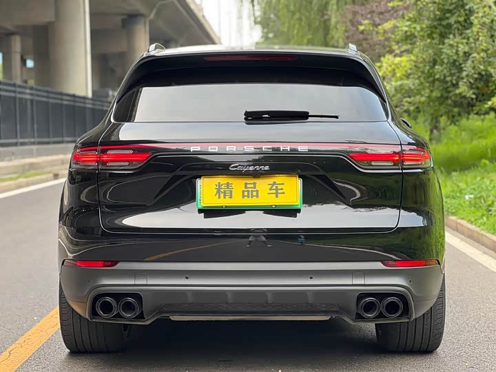 Porsche Cayenne Hybrid, 2022 — фото 7 из 9