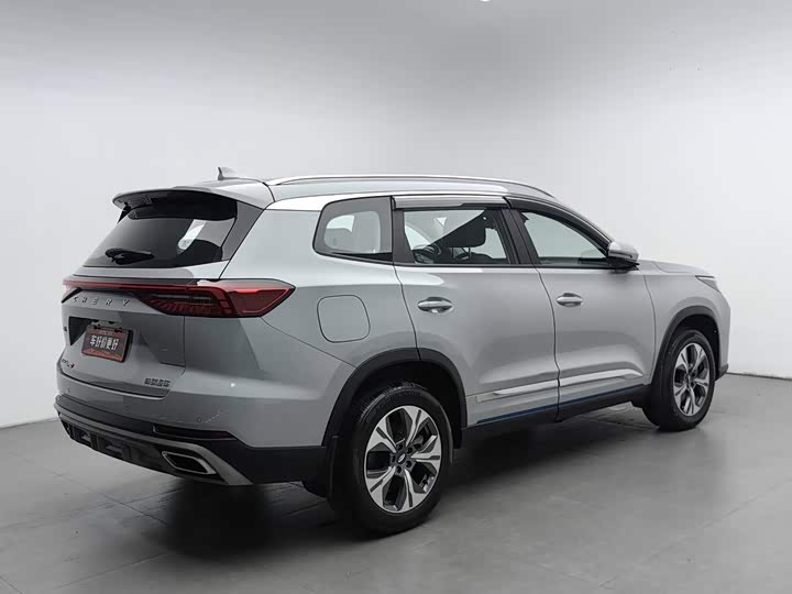 Chery Tiggo 8 Pro Hybrid, 2023 — фото 2 из 9