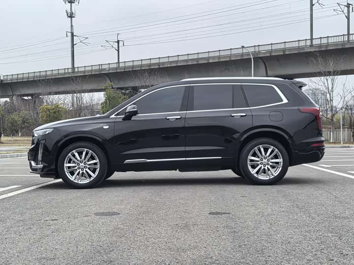 Cadillac XT6, 2023 — фото 5 из 9