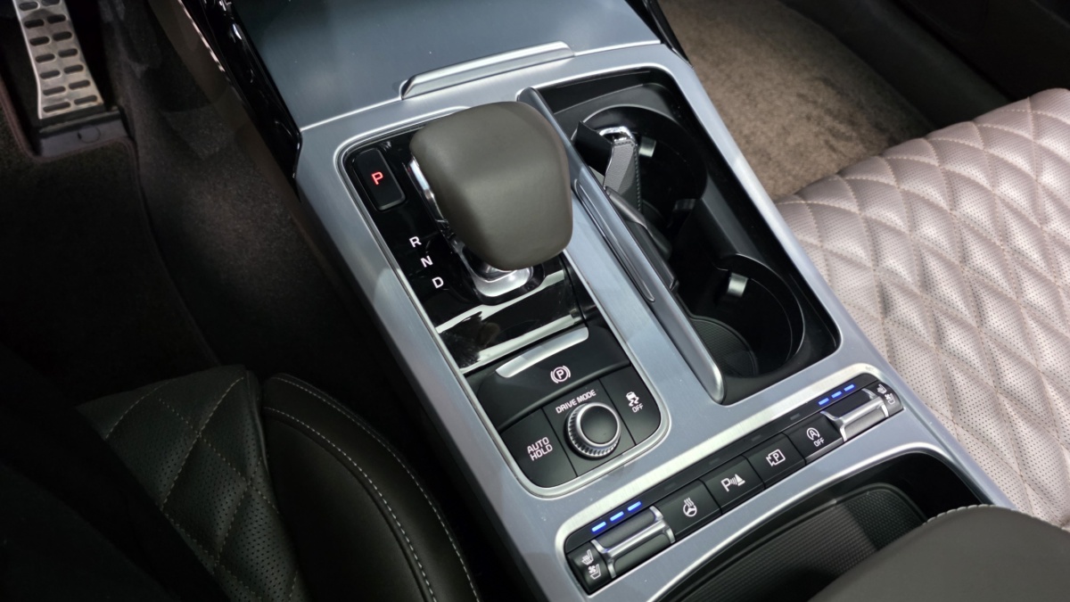 Kia Stinger, 2022 — фото 9 из 12